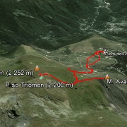 Parto molto tardi (ore 13.30) dai Piani dell'Avaro (1.702 m) per raggiungere il Passo Triomen appena dopo le 15.00. <br />Il Monte Triomen mi fa desistere negli ultimi 10 metri, a mio parere troppo pericolosi da percorrere per la neve instabile.<br />Rinuncio e penso di aver fatto la scelta giusta.<br />